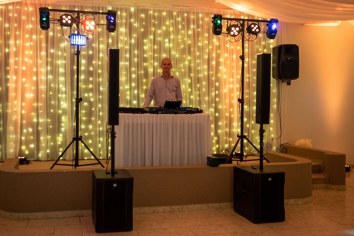 Rendezvény és esküvői DJ